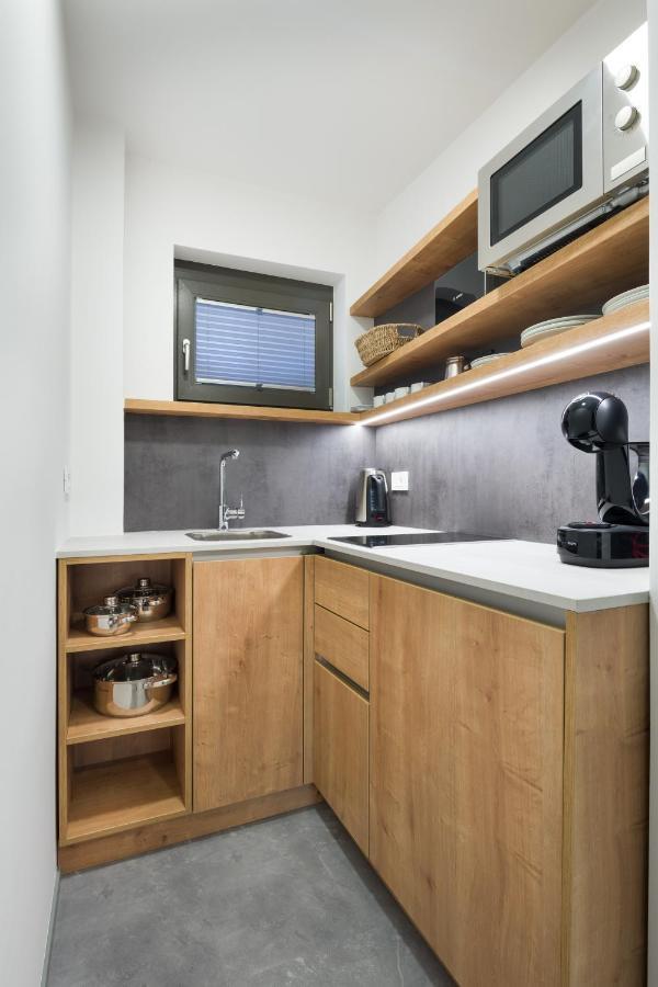 Aparthotel Emona 4*
