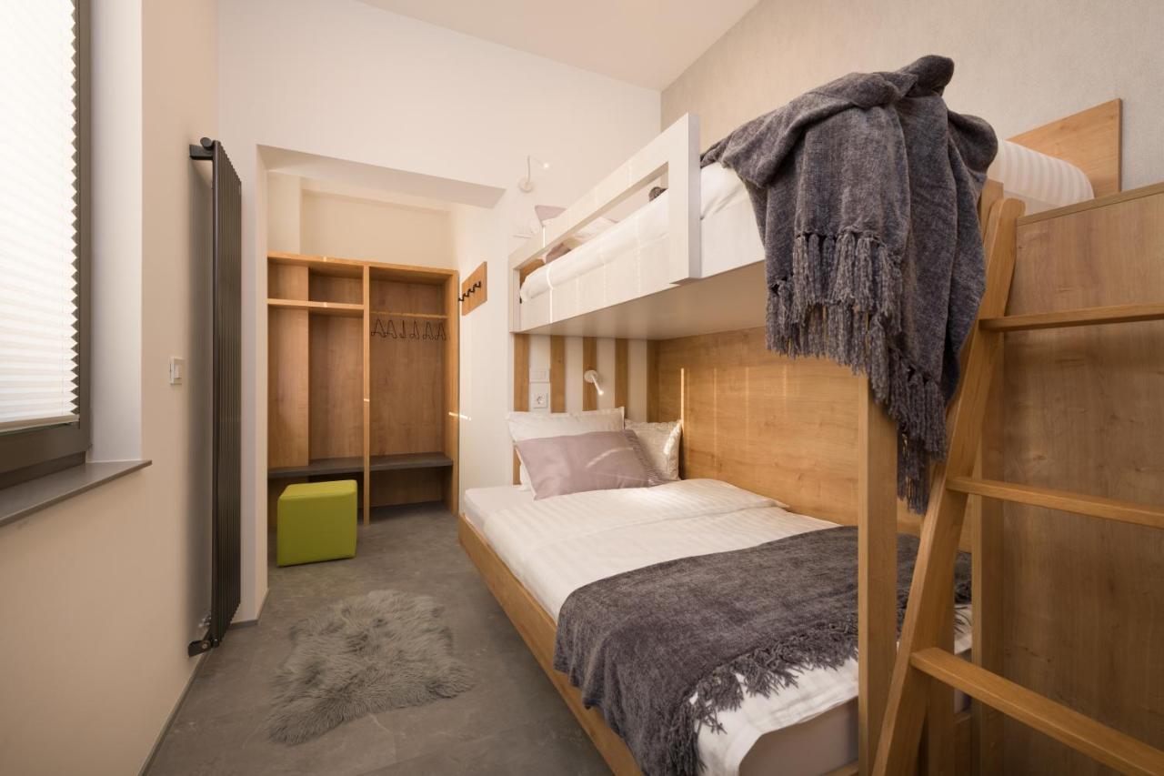 Emona Aparthotel 4*